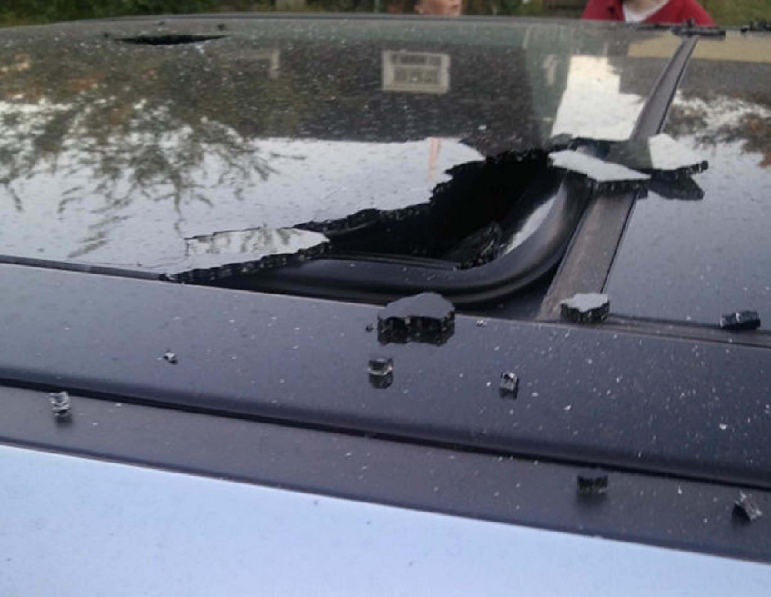 broken sunroof glass repair