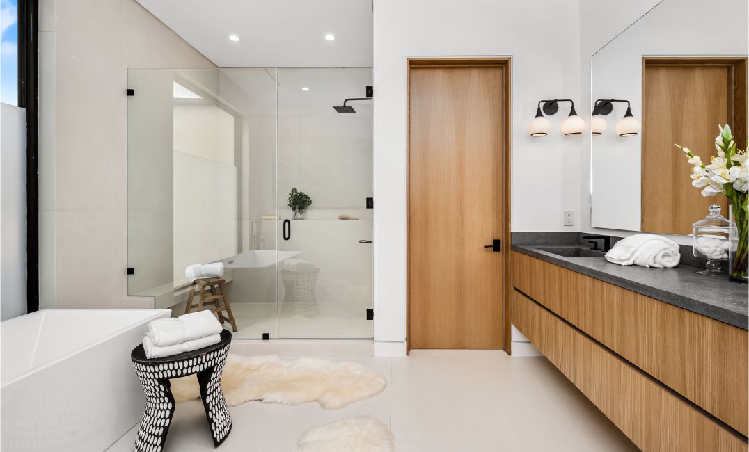 frameless glass shower doors​